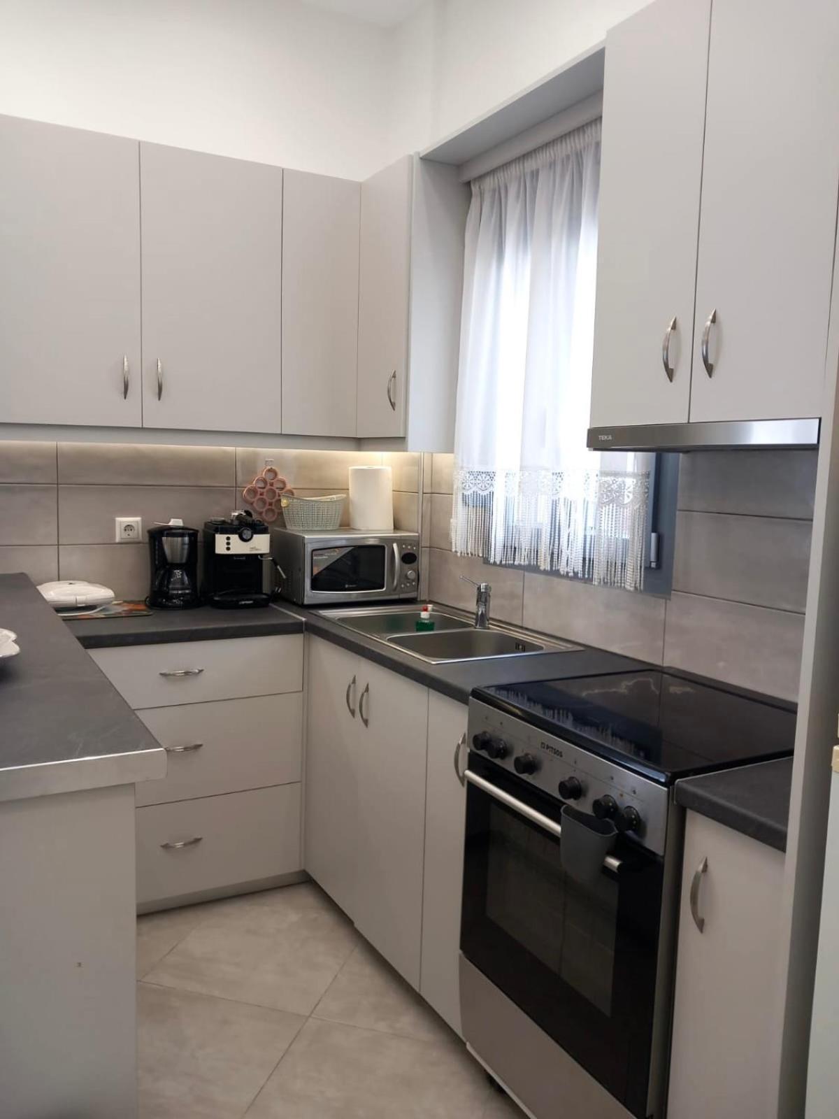 Apartment In The Centre For 4 People Naxos City Bagian luar foto
