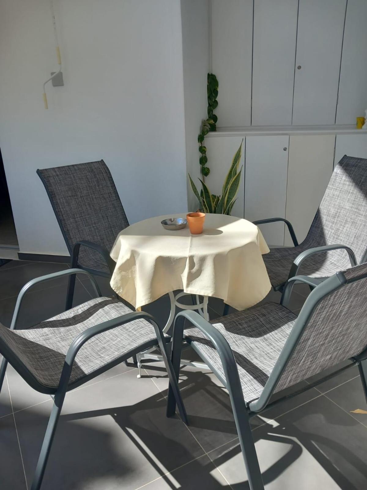 Apartment In The Centre For 4 People Naxos City Bagian luar foto