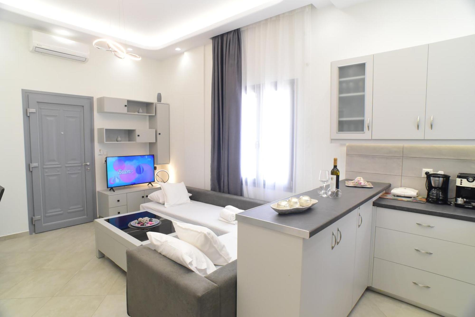 Apartment In The Centre For 4 People Naxos City Bagian luar foto