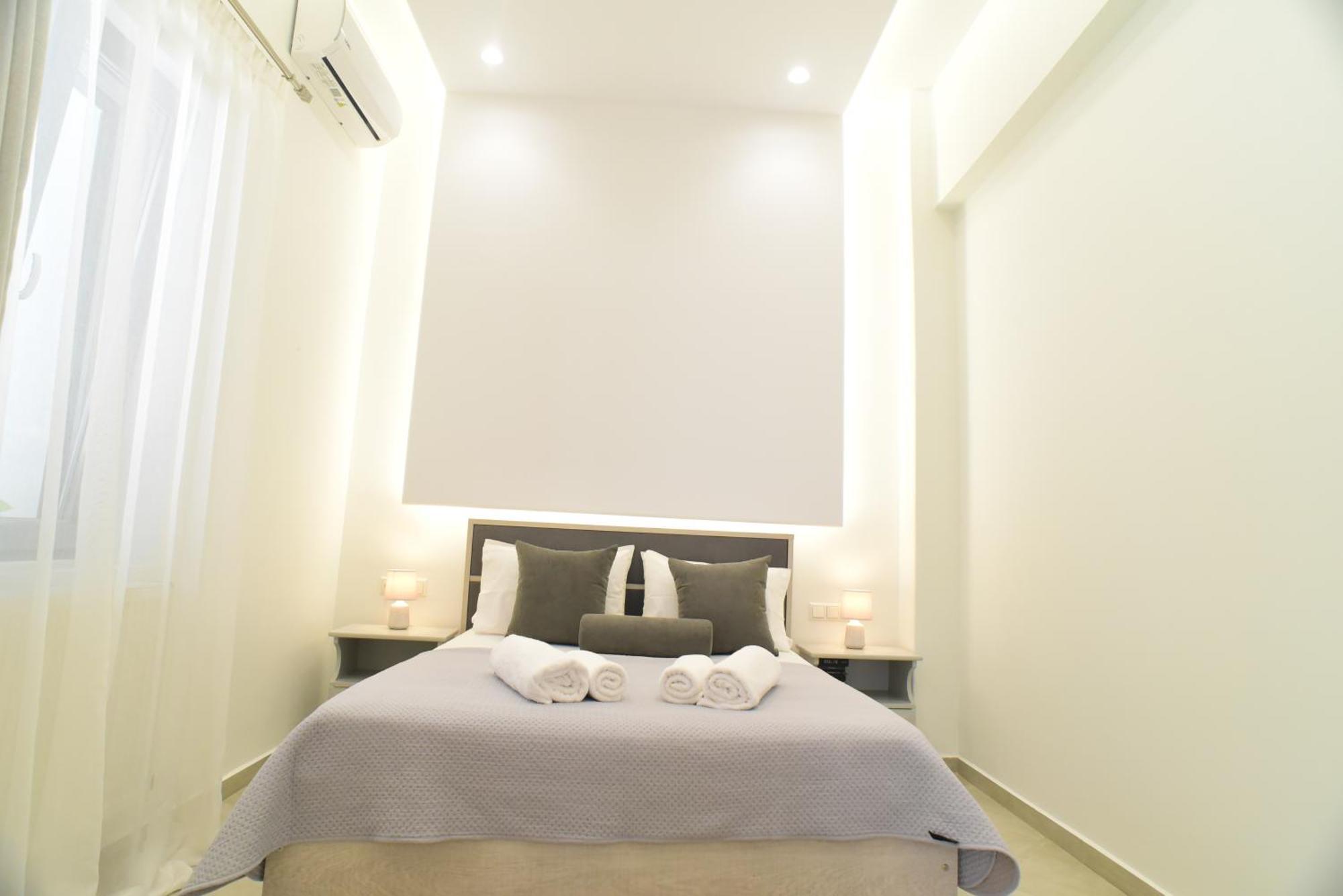 Apartment In The Centre For 4 People Naxos City Bagian luar foto
