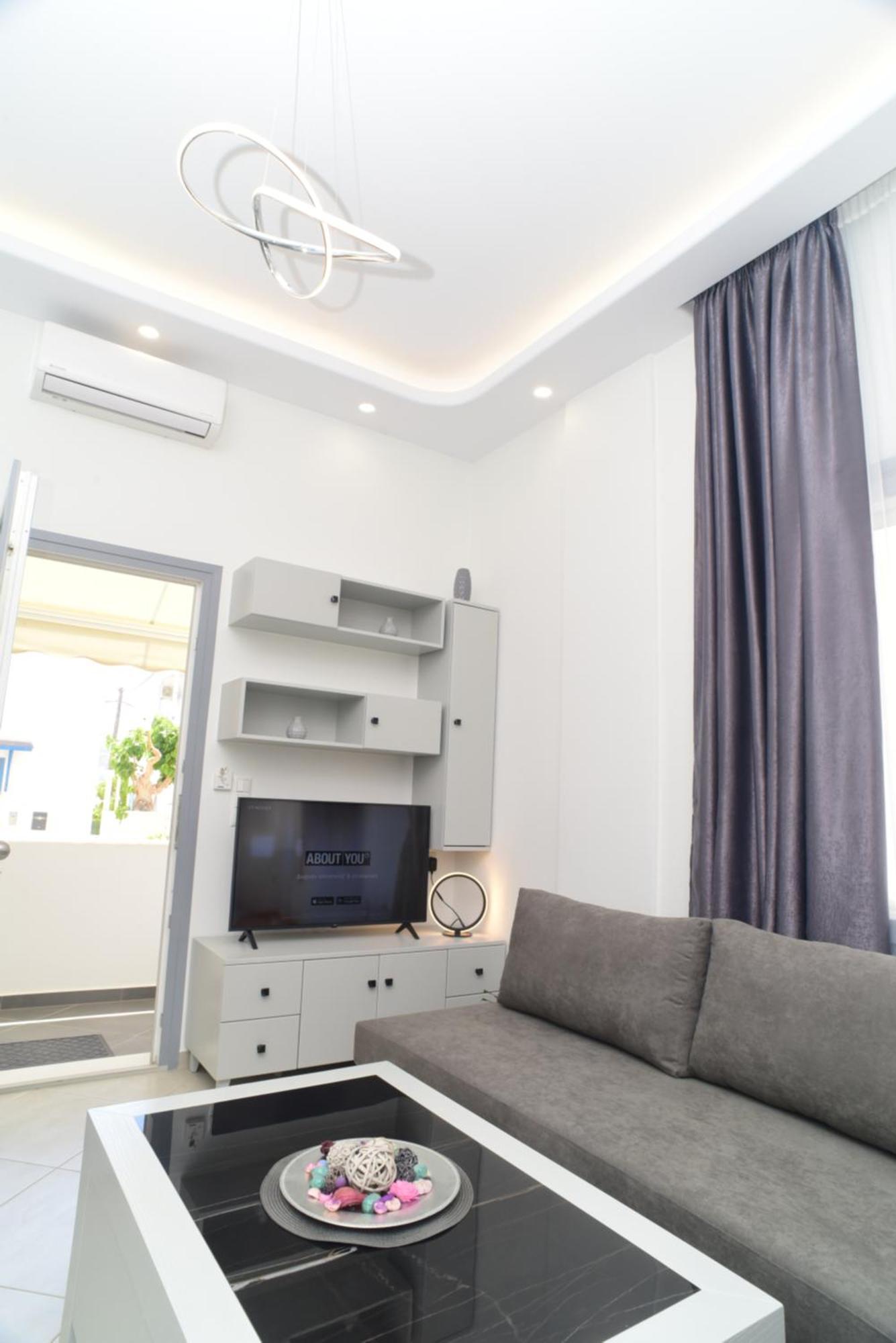 Apartment In The Centre For 4 People Naxos City Bagian luar foto